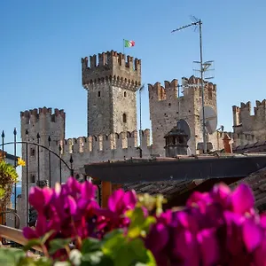 Sirmione4u - Domus By The Castle Appartamento Sirmione